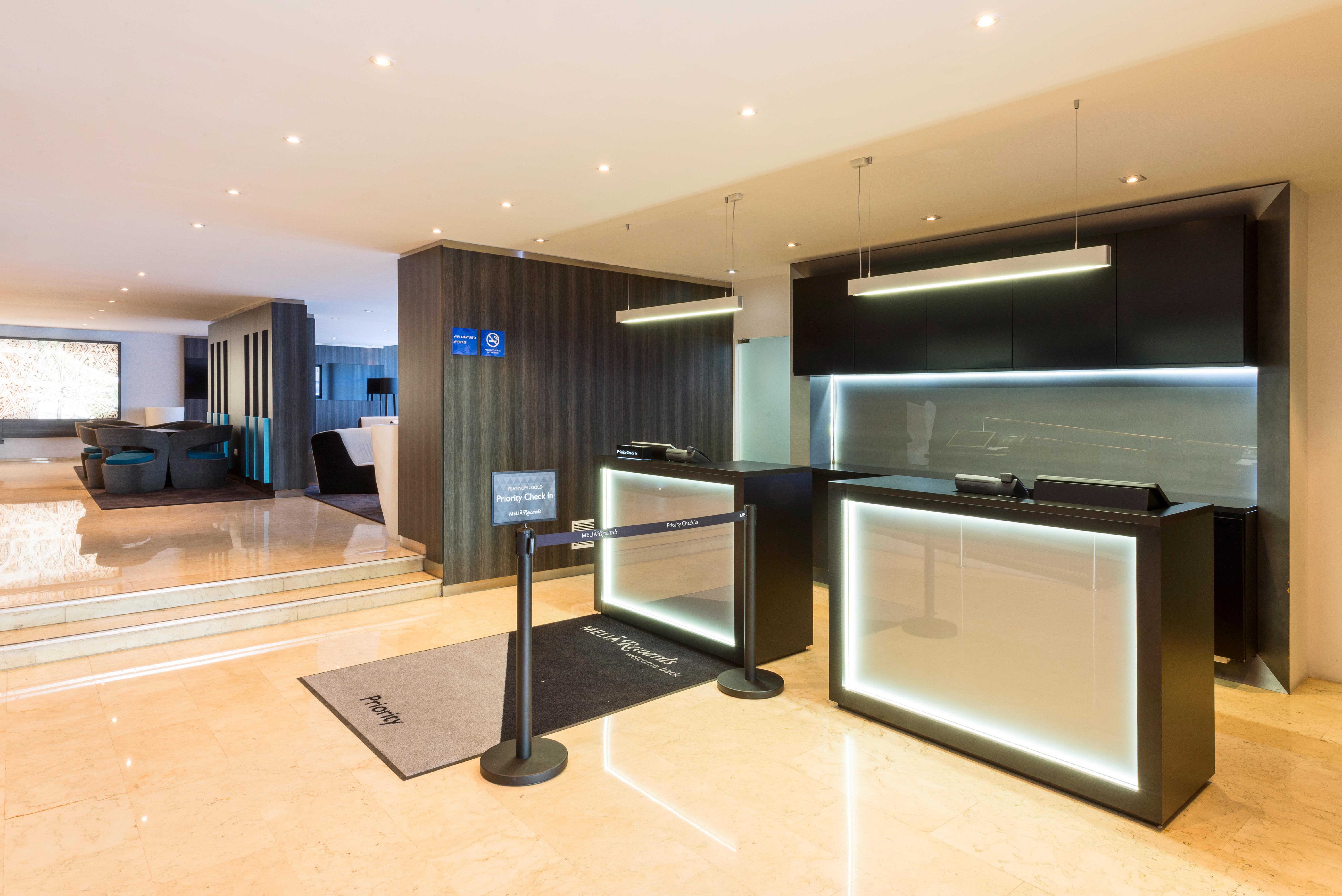 Sercotel Cordoba Medina Azahara מראה חיצוני תמונה